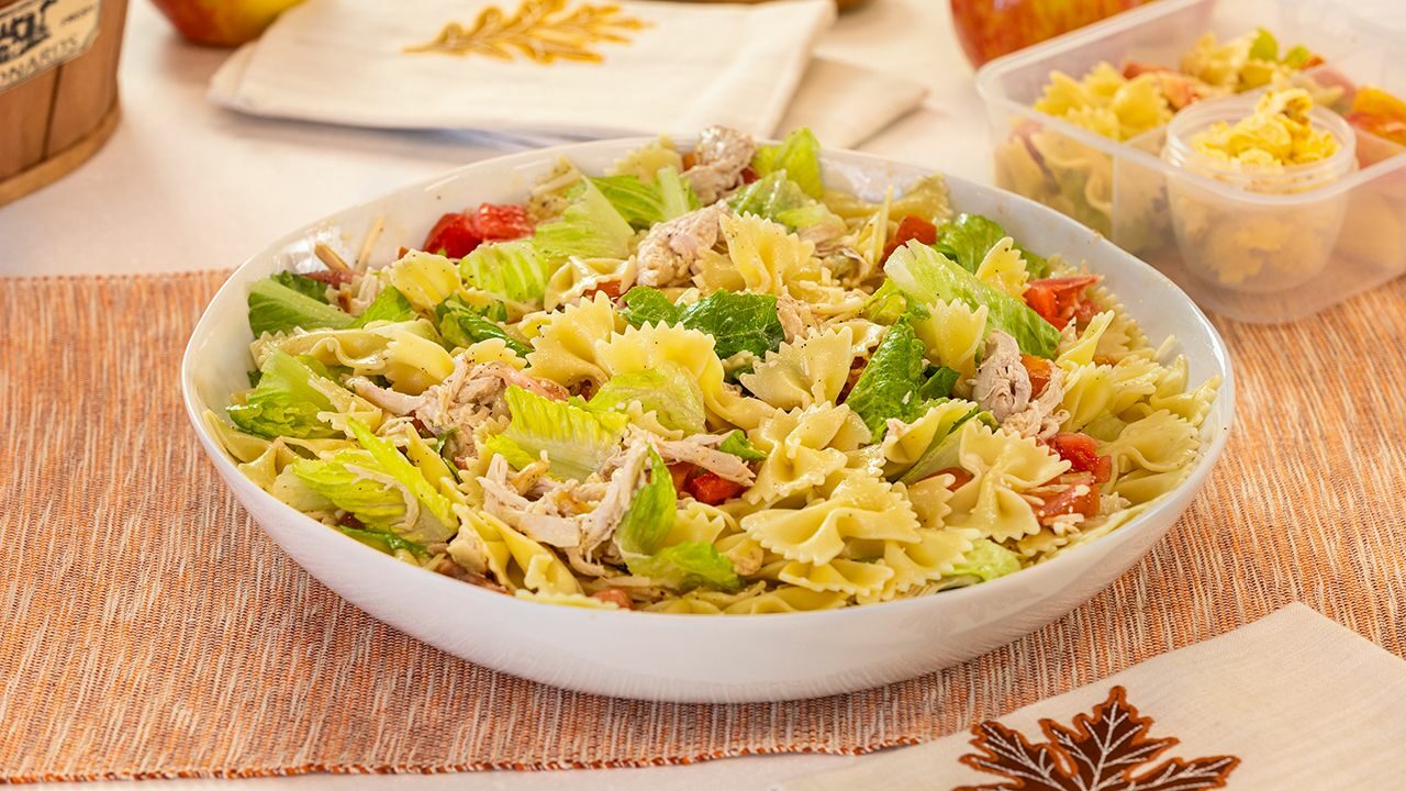 easyrotisseriechickenpastasalad